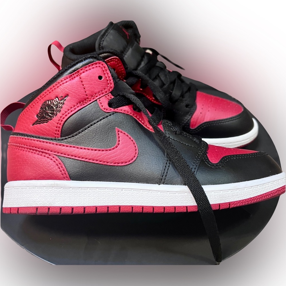 Big Kids Air Jordan Retro I Mid Casual